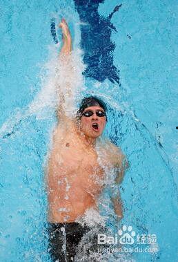 仰泳教程初学者视频教程,跟随视频教程轻松掌握基本技巧